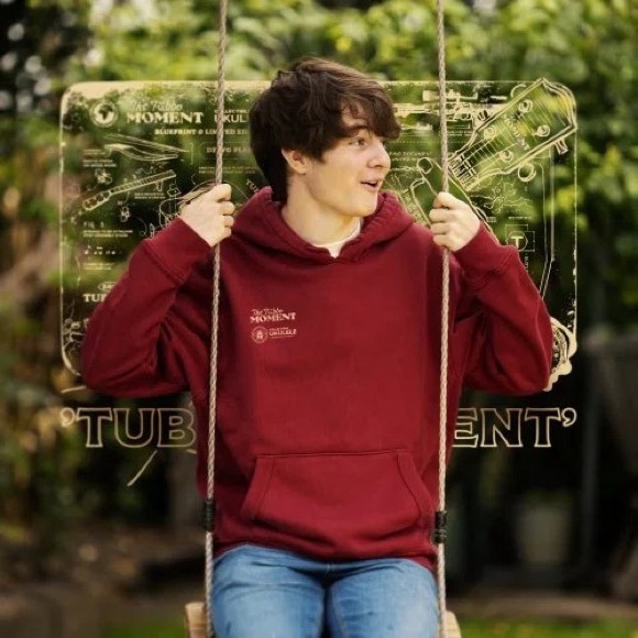 the tubbo moment hoodie